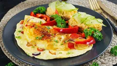 Ze zbytků pečeného kuřete vykouzlíte za půl hodiny nové jídlo: chutné nápady