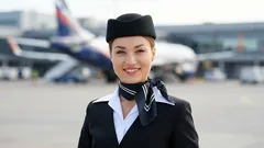 Víte, proč letušky nosí šátky? Nejde jen o to, aby vypadaly dobře.